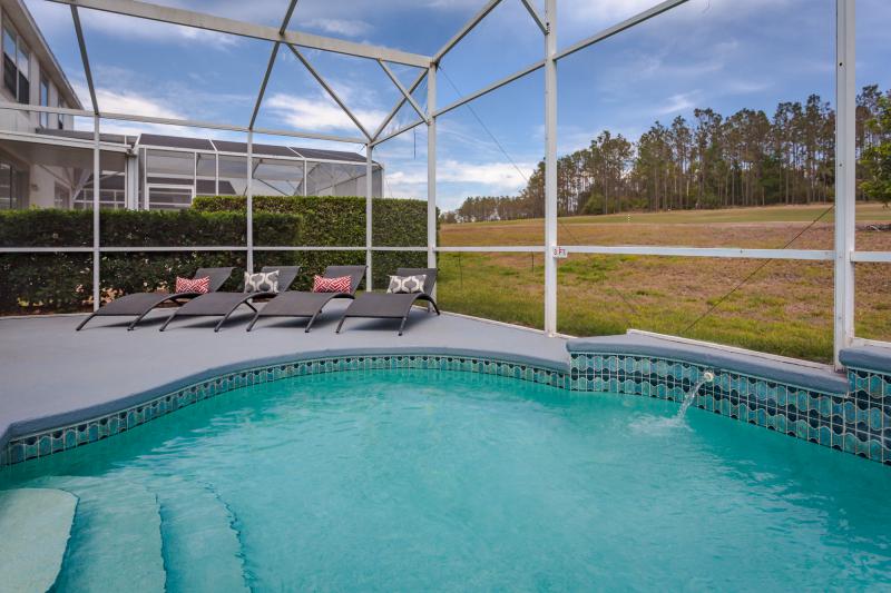 Photos for house 643597