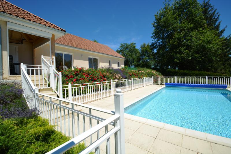 Photos for house 643627