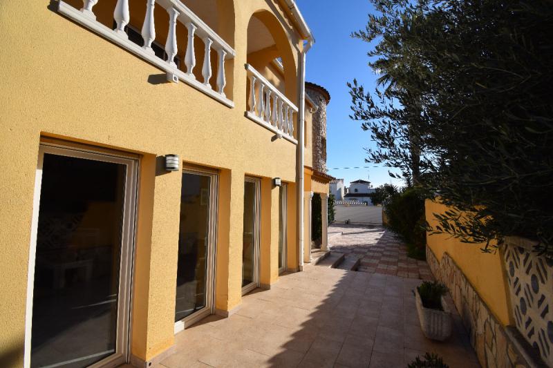 Photos for house 643648