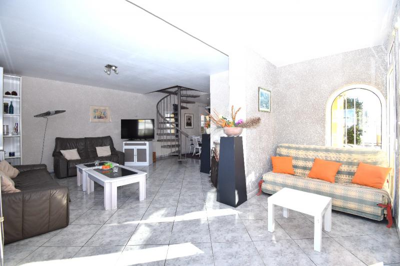 Photos for house 643648