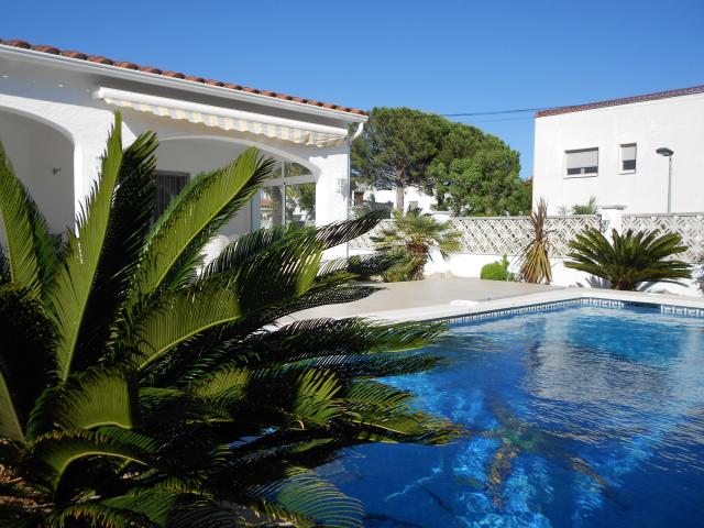 Photos for house 643660