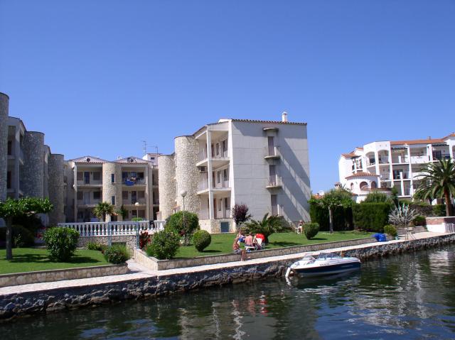 Photos for house 643663