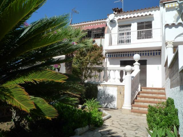 Photos for house 643667