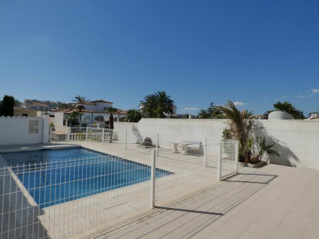 Photos for house 643672