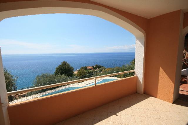 Photos for house 643681