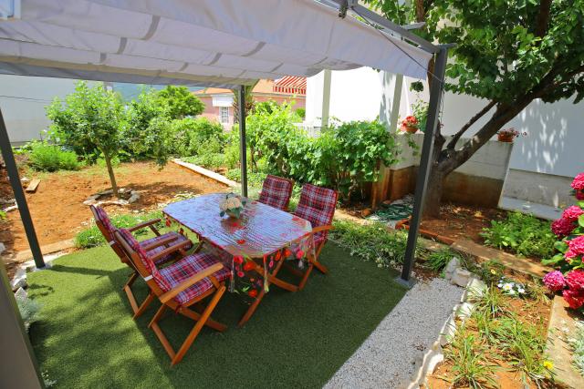 Photos for house 643700