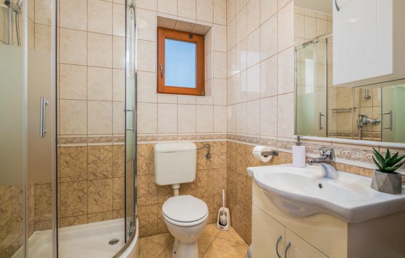 Photos for house 643701