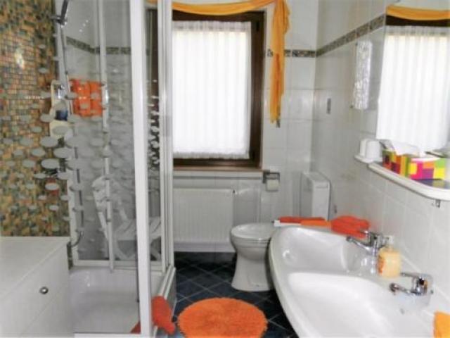 Photos for house 643711