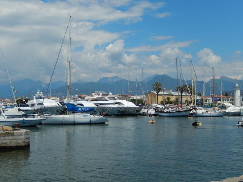 Photos for house 643722