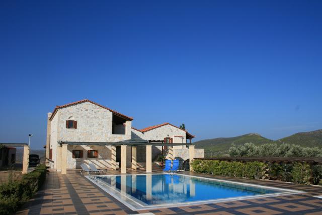 Photos for house 643735