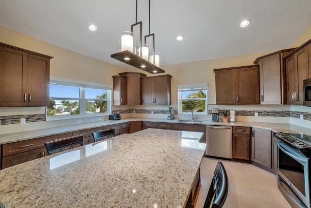 Photos for house 643795