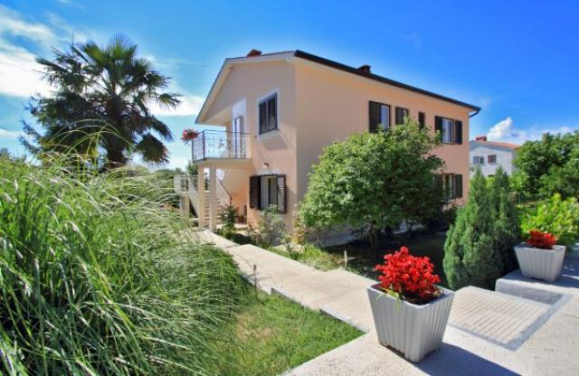 Photos for house 643799