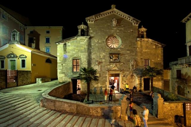 Photos for house 643799