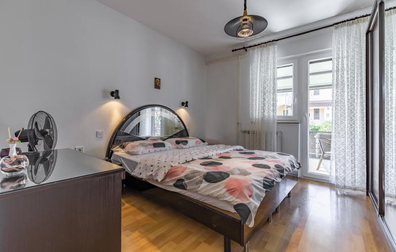 Photos for house 643835