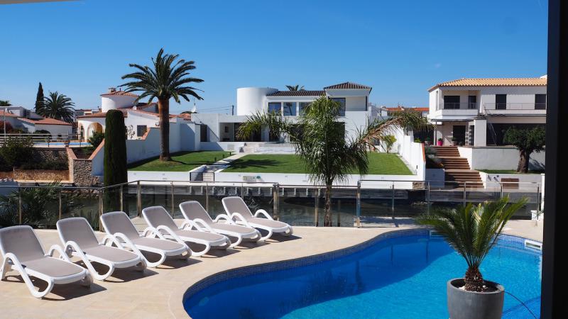 Photos for house 643880