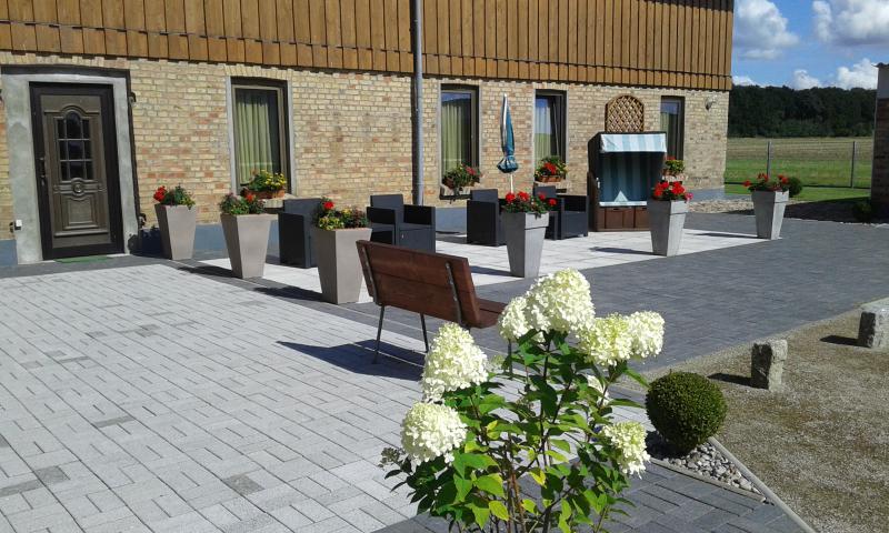 Photos for house 643914