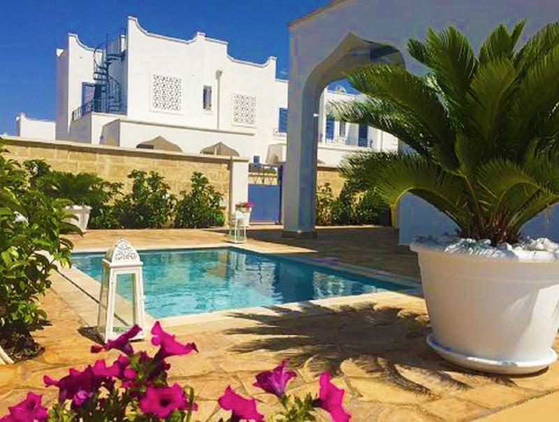 Photos for house 643915