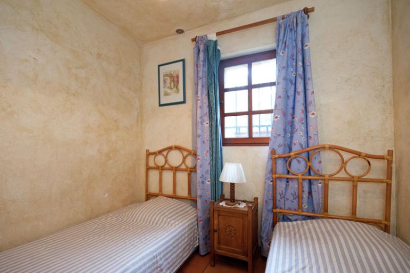 Photos for house 643943