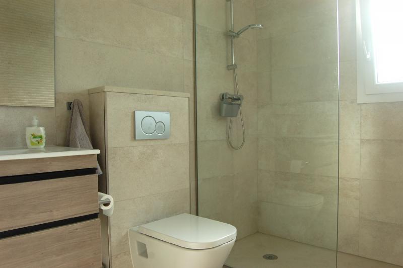 Photos for house 643945