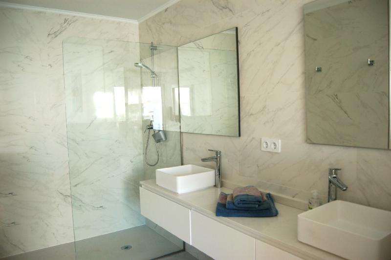 Photos for house 643945