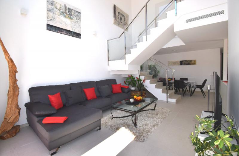 Photos for house 643946