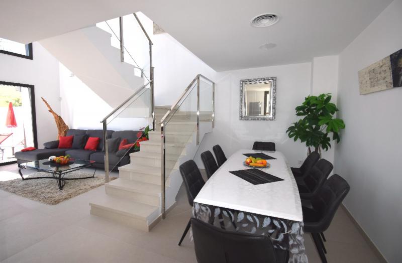 Photos for house 643946