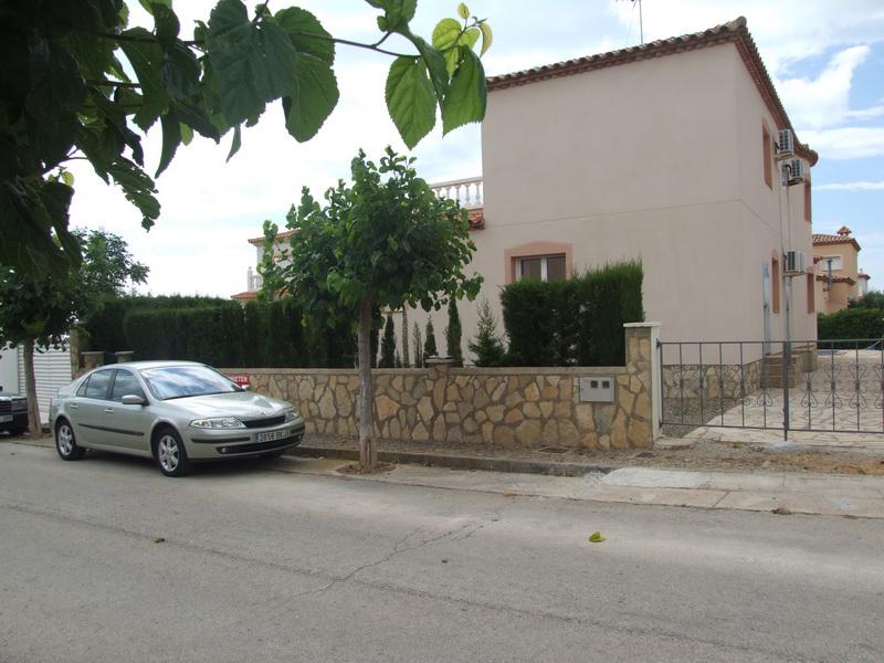 Photos for house 643969