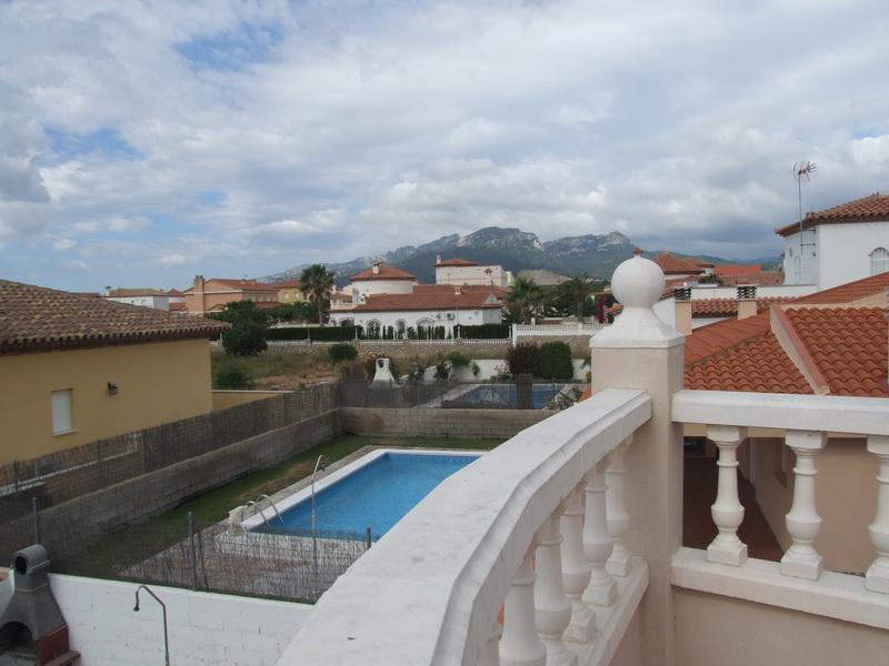 Photos for house 643969