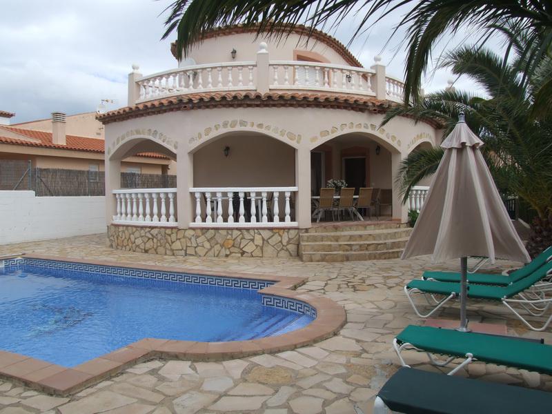 Photos for house 643969