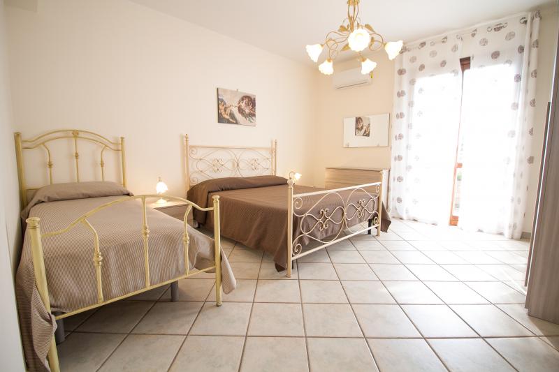 Photos for house 643971