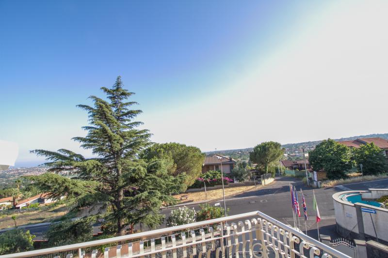 Photos for house 643973