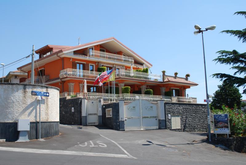 Photos for house 643976