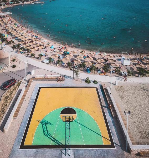 Photos for house 643980