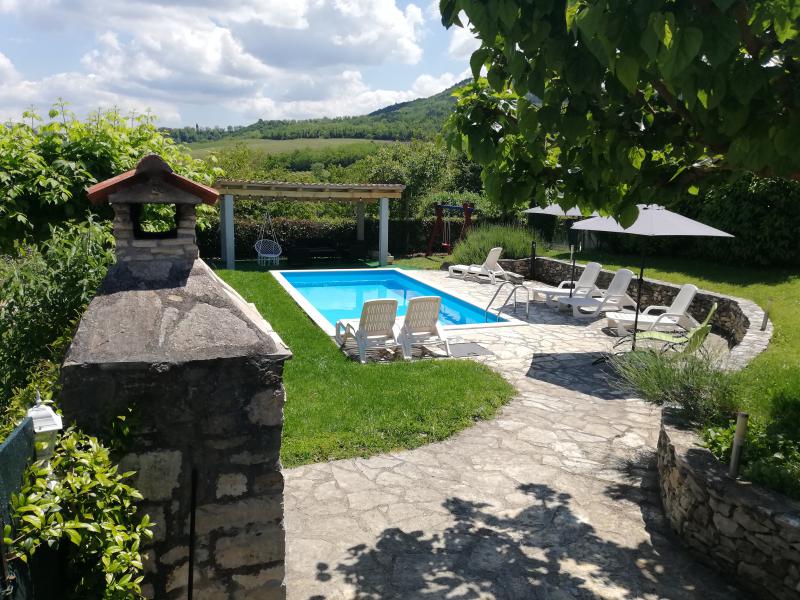 Photos for house 643988