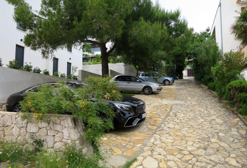 Photos for house 643994