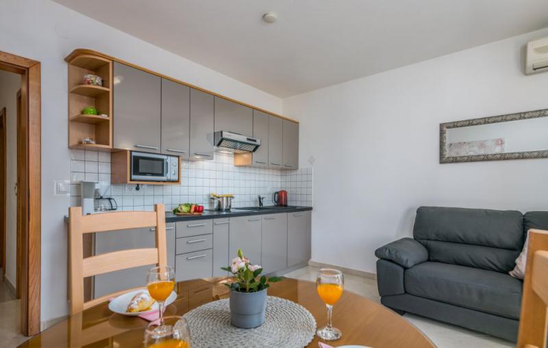 Photos for house 643996