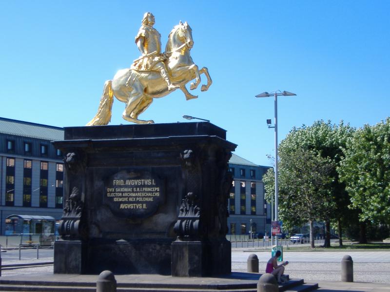 Photos for house 643997