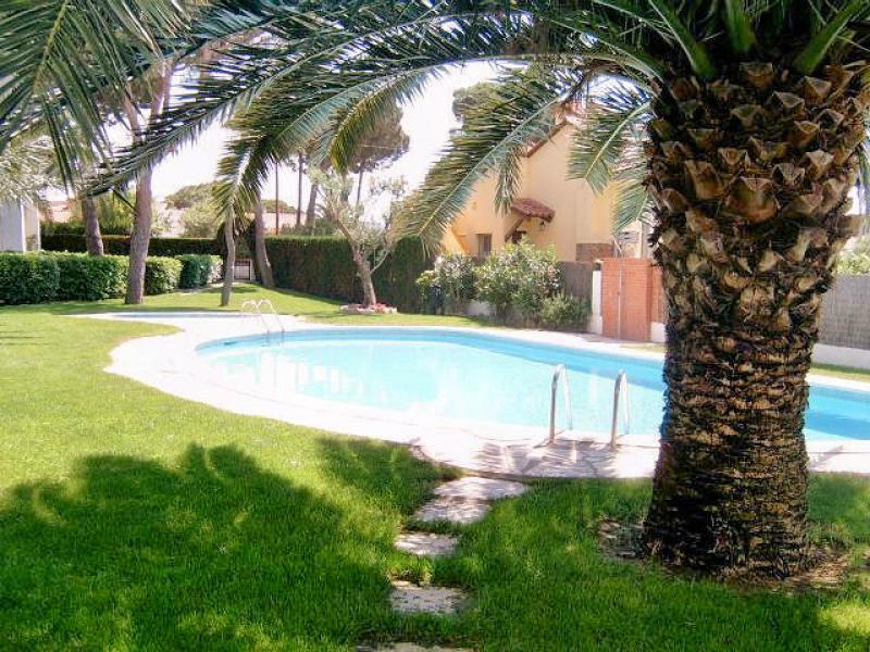 Photos for house 644002