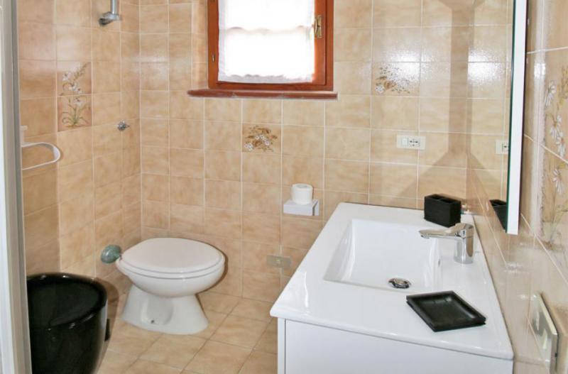 Photos for house 644011