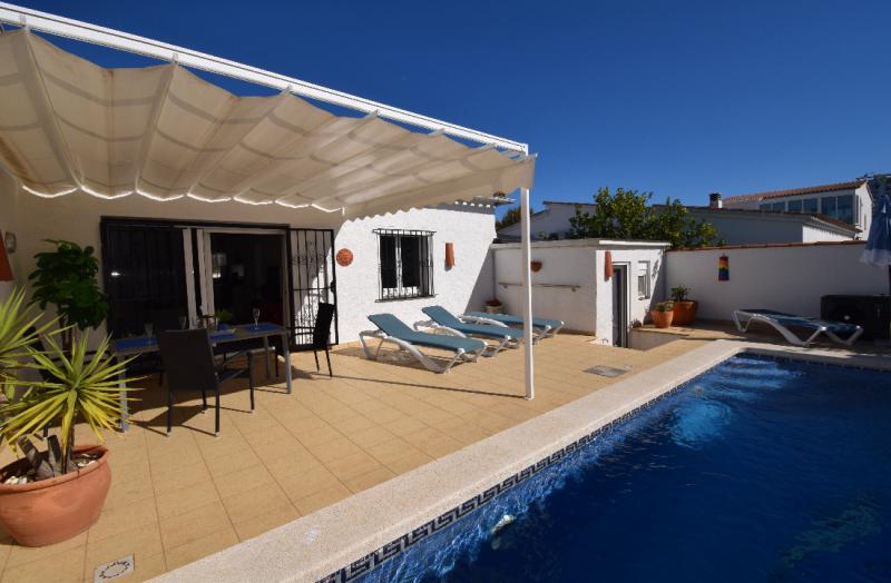 Photos for house 644015