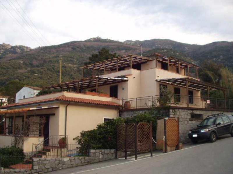 Photos for house 644023