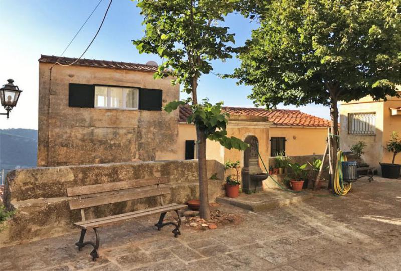 Photos for house 644032