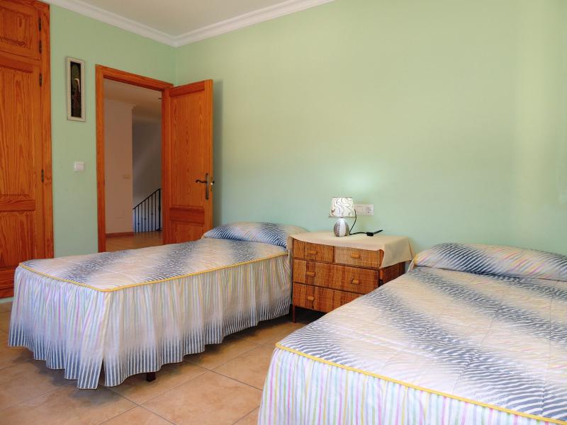 Photos for house 644038