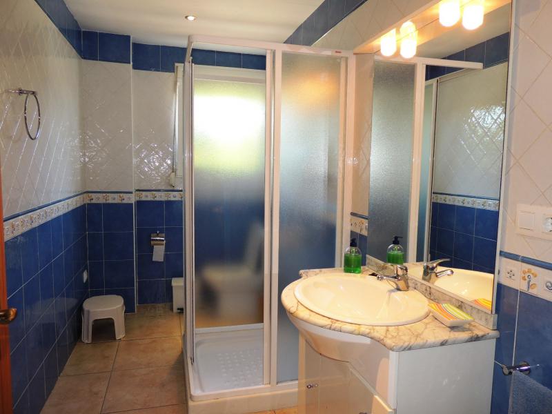 Photos for house 644038