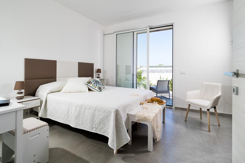 Photos for house 644039