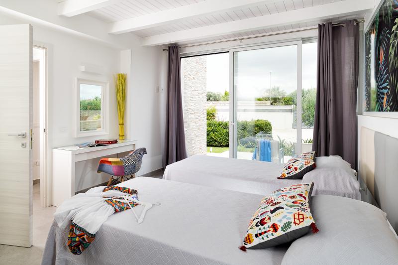 Photos for house 644039