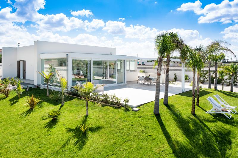 Photos for house 644039