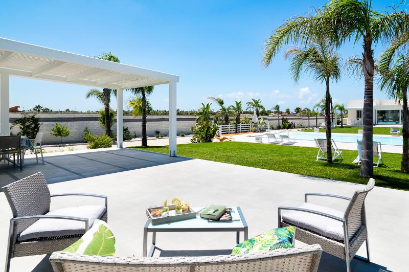 Photos for house 644039