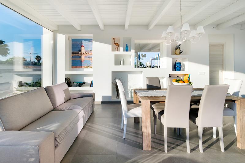 Photos for house 644039