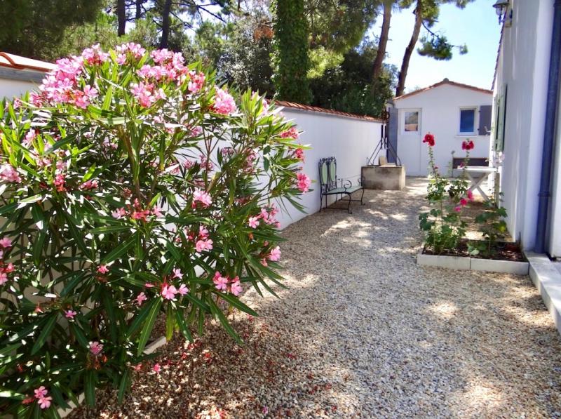 Photos for house 644055